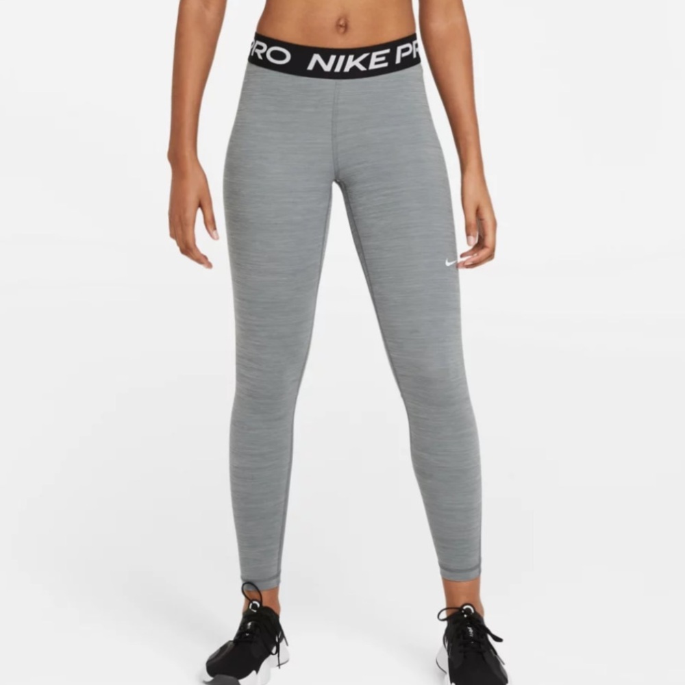 Nike grey/silver tights size medium in women